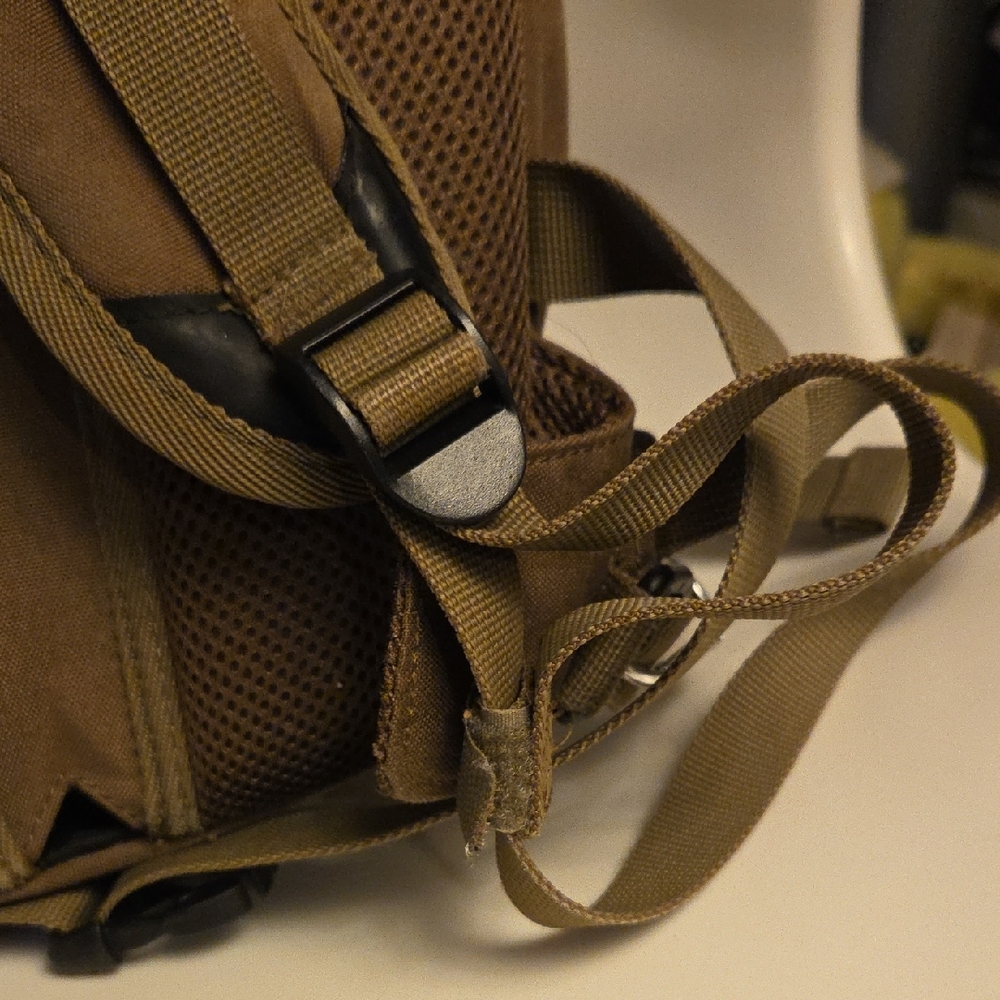 Geigerrig RIG 700 Tactical Hydration Backpack - Tan - Picture 7 of 17